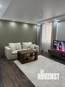 Дом 270м², 2-этажный, участок 3 сот.