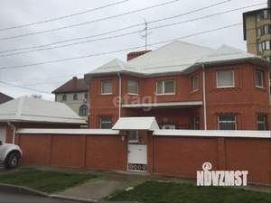 Дом 284м², 2-этажный, участок 6 сот.