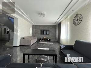 Дом 233м², 2-этажный, участок 6 сот.