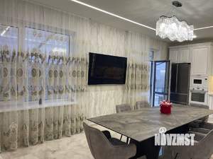 Коттедж 200м², 2-этажный, участок 4 сот.