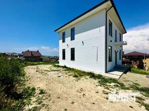 Дом 180м², 2-этажный, участок 4 сот.