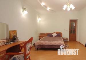 Дом 338м², 2-этажный, участок 6 сот.