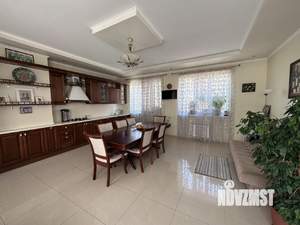 Дом 750м², 2-этажный, участок 8 сот.