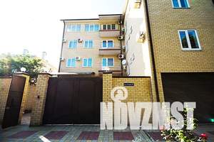 Дом 900м², 4-этажный, участок 4 сот.