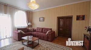 Дом 504м², 2-этажный, участок 10 сот.