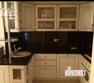 Дом 375м², 3-этажный, участок 3 сот.