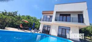 Дом 240м², 2-этажный, участок 12 сот.