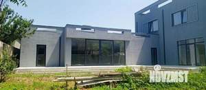 Дом 680м², 2-этажный, участок 10 сот.