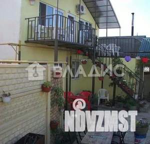 Дом 560м², 3-этажный, участок 7 сот.