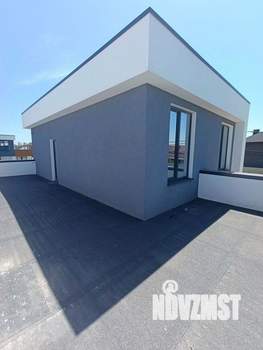 Дом 180м², 2-этажный, участок 5 сот.