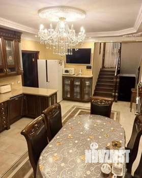 Дом 303м², 2-этажный, участок 6 сот.