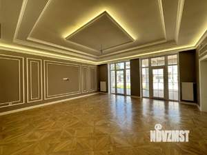 Дом 643м², 2-этажный, участок 10 сот.