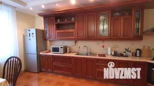 Дом 338м², 2-этажный, участок 6 сот.