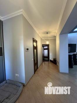 Дом 400м², 2-этажный, участок 4 сот.