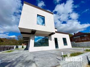 Дом 362м², 2-этажный, участок 8 сот.