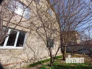 Дом 198м², 2-этажный, участок 4 сот.