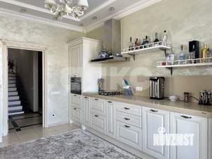 Дом 309м², 2-этажный, участок 10 сот.