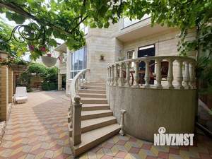 Дом 274м², 2-этажный, участок 3 сот.