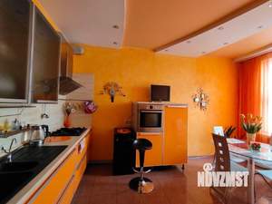 Таунхаус 204м², 2-этажный, участок 1 сот.