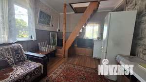 Дом 77м², 2-этажный, участок 5 сот.