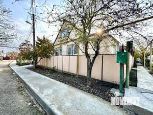 Дом 163м², 2-этажный, участок 9 сот.