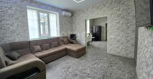 Дом 181м², 2-этажный, участок 10 сот.