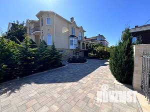 Коттедж 420м², 3-этажный, участок 10 сот.