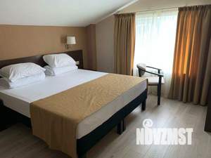 Дом 140м², 2-этажный, участок 4 сот.