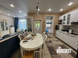 Дом 210м², 2-этажный, участок 4 сот.