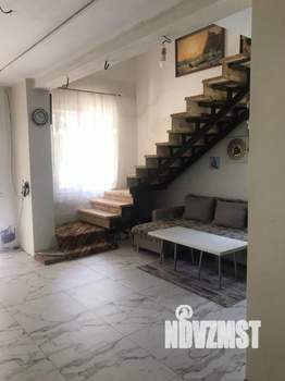 Дом 186м², 2-этажный, участок 6 сот.