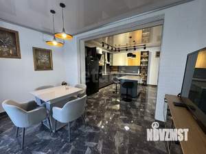 Дом 310м², 2-этажный, участок 6 сот.