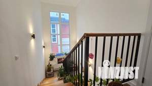 Дом 165м², 2-этажный, участок 4 сот.