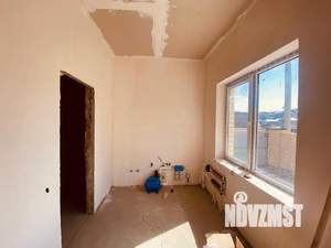 Дом 93м², 2-этажный, участок 4 сот.