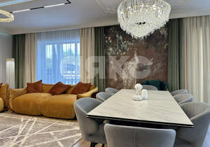 Дом 667м², 3-этажный, участок 8 сот.