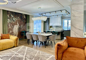 Дом 667м², 3-этажный, участок 8 сот.