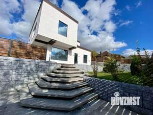 Дом 362м², 2-этажный, участок 8 сот.