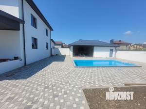 Дом 233м², 2-этажный, участок 8 сот.