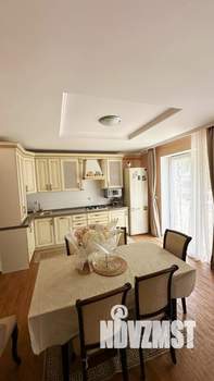 Коттедж 234м², 2-этажный, участок 11 сот.