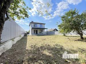 Дом 175м², 2-этажный, участок 6 сот.