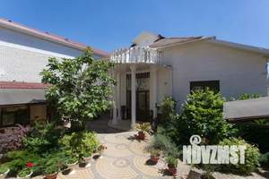 Дом 200м², 2-этажный, посуточно, 