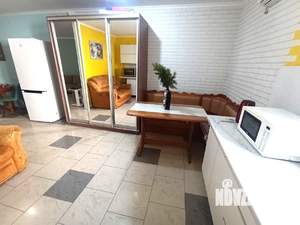 Коттедж 140м&sup2;, 1-этажный, на длительный срок, 