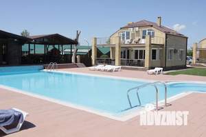 Дом 140м&sup2;, 2-этажный, посуточно, 