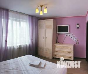 Дом 200м&sup2;, 2-этажный, посуточно, 