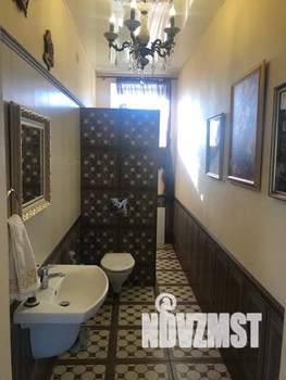 Дом 300м², 3-этажный, посуточно, 