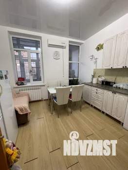 Дом 210м&sup2;, 2-этажный, посуточно, 