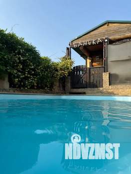 Дом 170м&sup2;, 3-этажный, посуточно, 