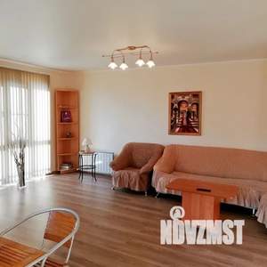 Дом 100м&sup2;, 2-этажный, посуточно, 