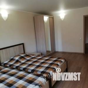 Дом 100м&sup2;, 2-этажный, посуточно, 