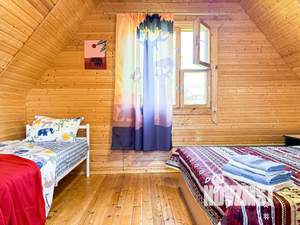 Дом 40м&sup2;, 2-этажный, посуточно, 