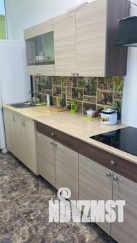 Дом 65м&sup2;, 3-этажный, посуточно, 